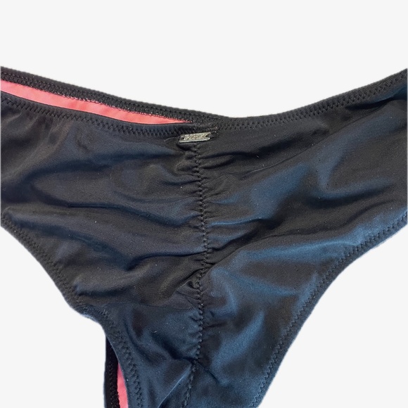 Bottoms - Picture 2 of 4